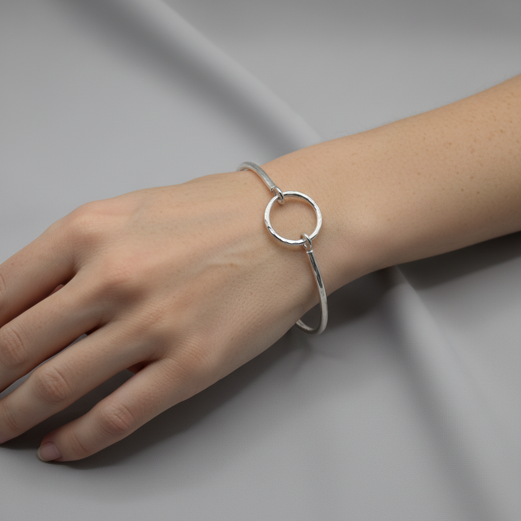Round link bangle