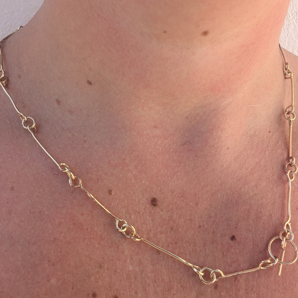 Line & Loop Necklace
