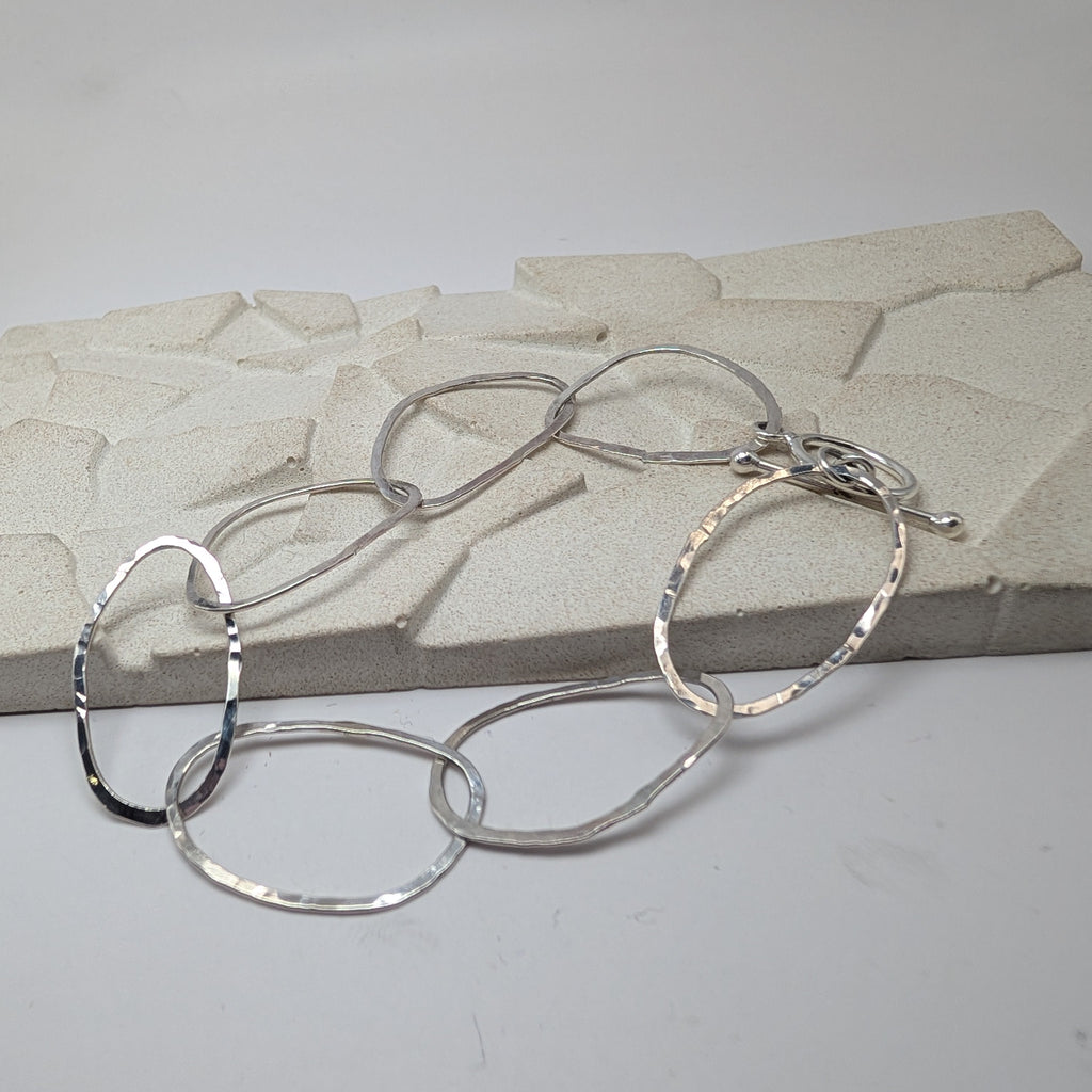 Wobble bracelet