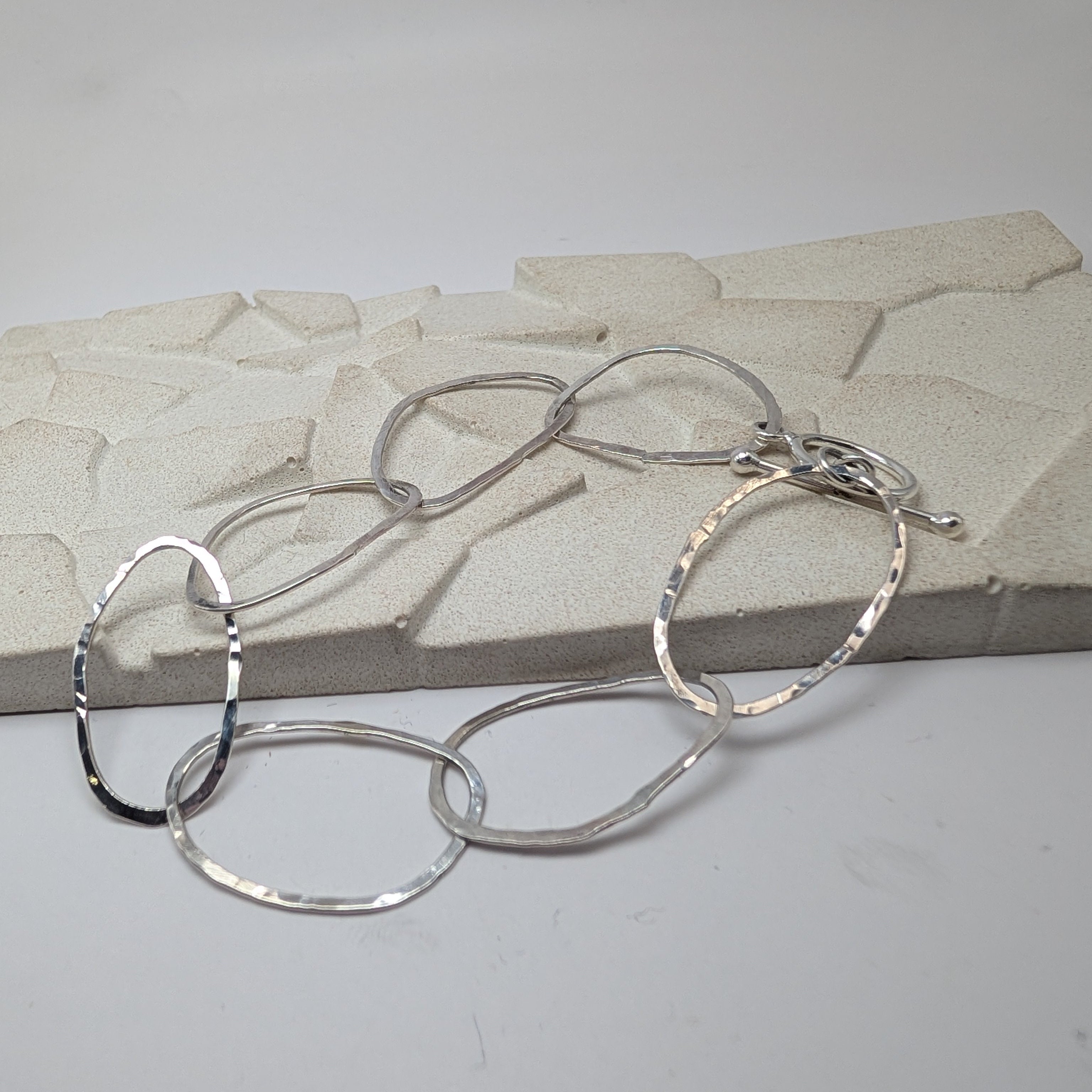 Wobble bracelet